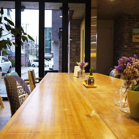 Travelers Planet Studio Type Hostel سيول المظهر الخارجي الصورة